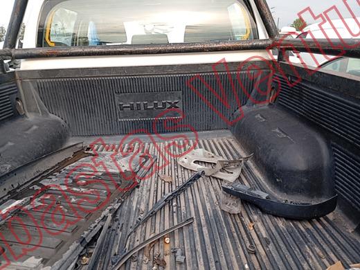 TOYOTA HILUX 2019, foto 15 de 19