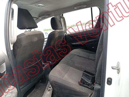 TOYOTA HILUX 2019, foto 16 de 19