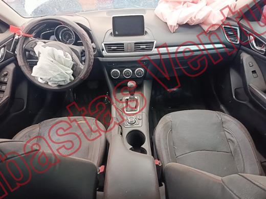 MAZDA M3S 2016, foto 14 de 19