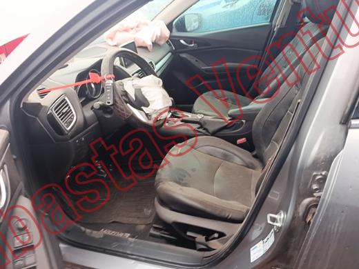 MAZDA M3S 2016, foto 17 de 19