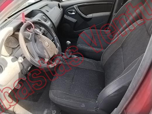 RENAULT DUSTER 2017, foto 17 de 19