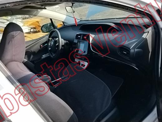 TOYOTA PRIUS 2017, foto 12 de 19