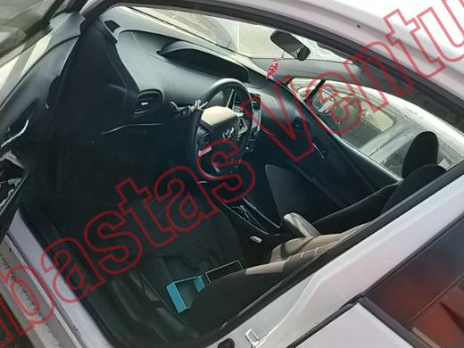 TOYOTA PRIUS 2017, foto 17 de 19