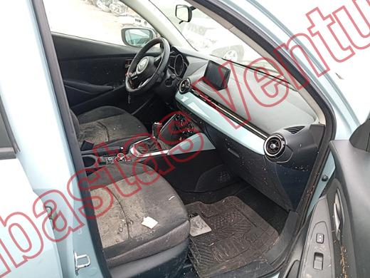 MAZDA MAZDA 2 2024, foto 12 de 19