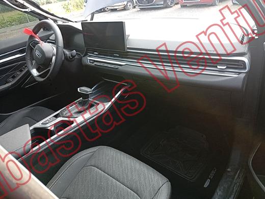 GEELY EMGRAND  2026, foto 14 de 19