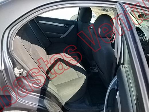CHEVROLET AVEO 2014, foto 13 de 19