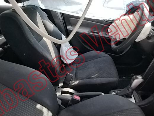 SUZUKI SWIFT 2015, foto 12 de 19
