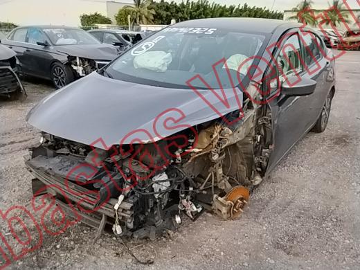 NISSAN VERSA 2022, foto 1 de 19