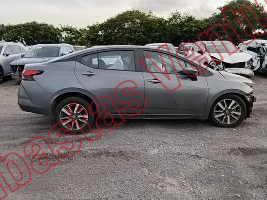 NISSAN VERSA 2022, foto 4 de 19