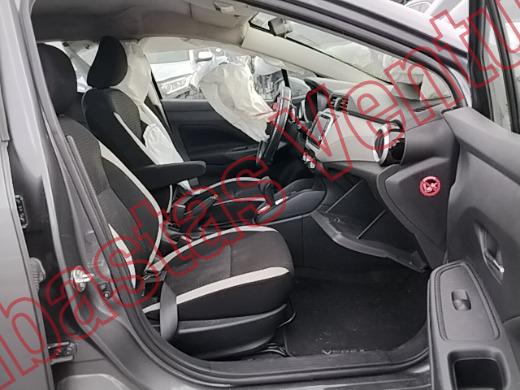 NISSAN VERSA 2022, foto 12 de 19