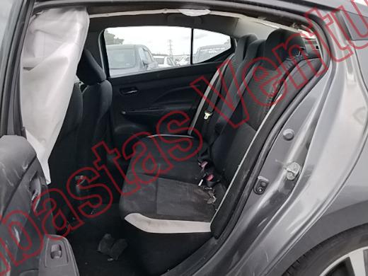NISSAN VERSA 2022, foto 16 de 19