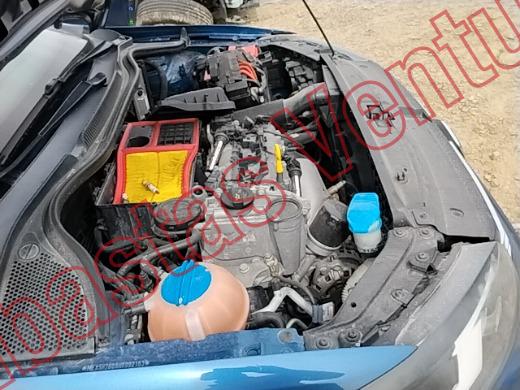 VOLKSWAGEN VENTO 2017, foto 11 de 19