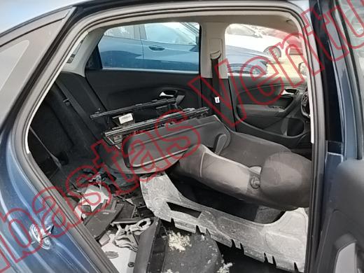 VOLKSWAGEN VENTO 2017, foto 13 de 19