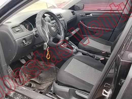 VOLKSWAGEN JETTA 2016, foto 17 de 19