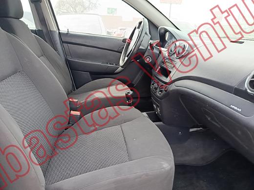 CHEVROLET AVEO 2017, foto 12 de 19