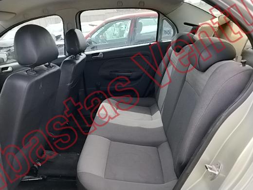 VOLKSWAGEN GOL 2010, foto 16 de 19