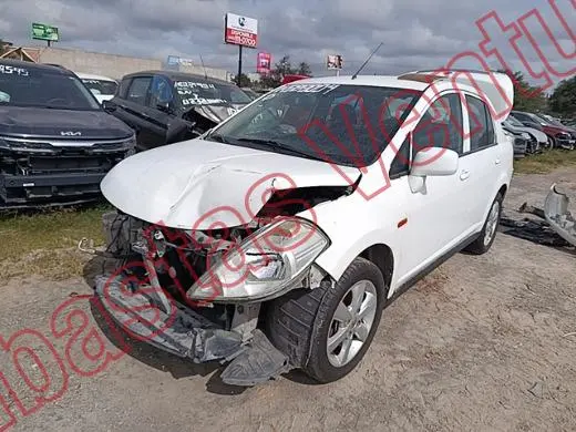 NISSAN TIIDA 2013, foto 1 de 19