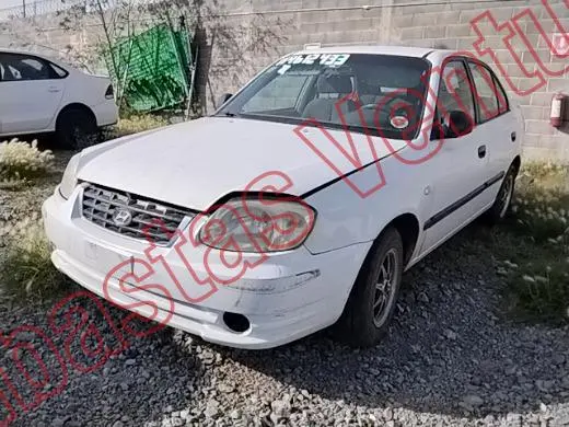 DODGE VERNA 2004, foto 1 de 19