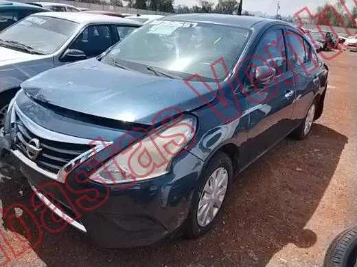 NISSAN VERSA 2015, foto 1 de 19