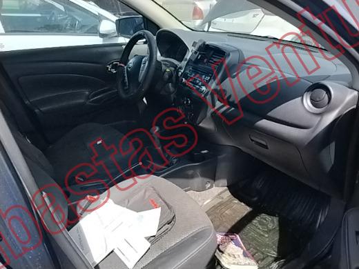 NISSAN VERSA 2015, foto 12 de 19