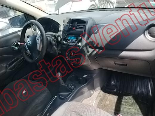 NISSAN VERSA 2015, foto 14 de 19