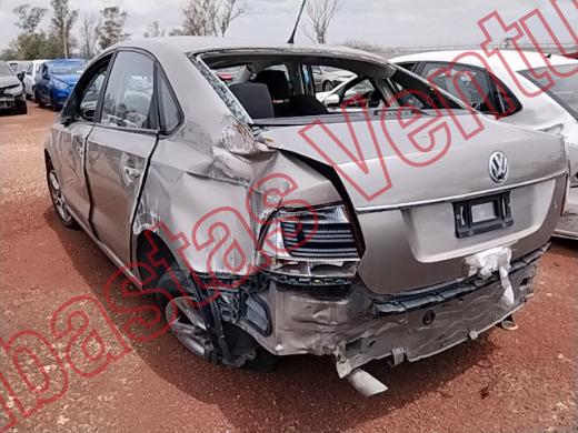 VOLKSWAGEN VENTO 2017, foto 7 de 19