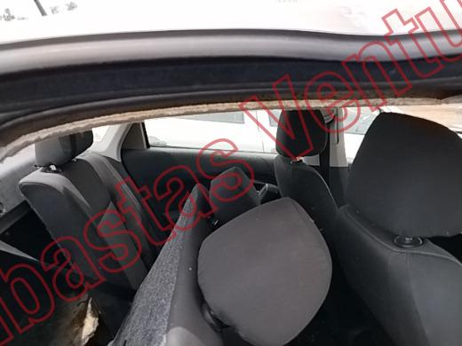VOLKSWAGEN VENTO 2017, foto 13 de 19