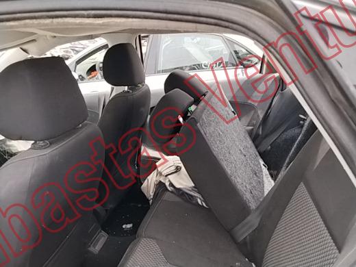 VOLKSWAGEN VENTO 2017, foto 16 de 19