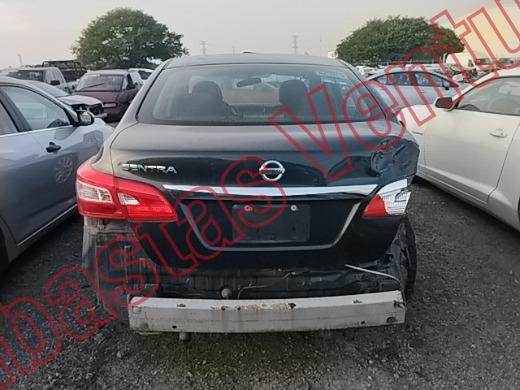NISSAN SENTRA 2018, foto 6 de 19