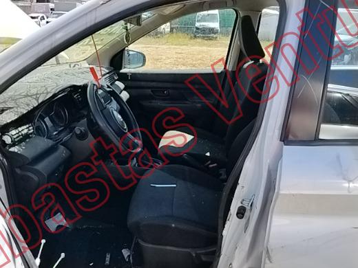 SUZUKI ERTIGA 2021, foto 17 de 19