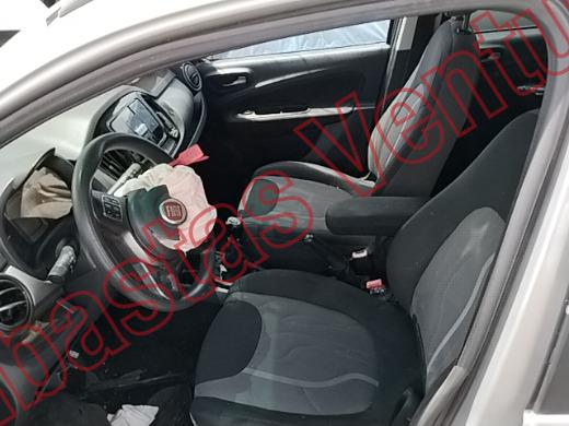 FIAT UNO 2018, foto 17 de 19