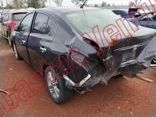 NISSAN VERSA 2015, foto 7 de 19