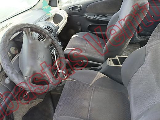 DODGE NEON 2001, foto 17 de 19