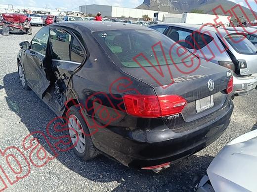 VOLKSWAGEN JETTA MK VI 2011, foto 7 de 19