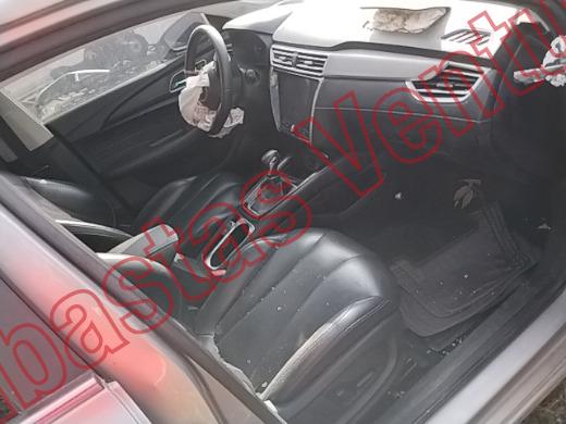 MG MG5 2024, foto 12 de 19