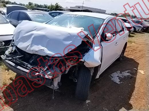 NISSAN SENTRA 2015, foto 1 de 19