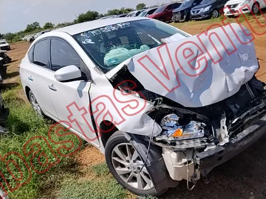 NISSAN SENTRA 2015, foto 3 de 19