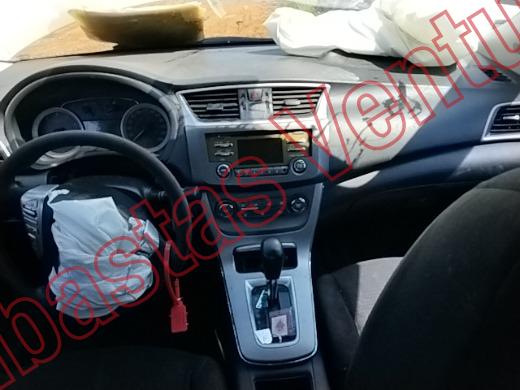 NISSAN SENTRA 2015, foto 14 de 19