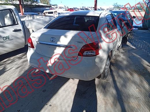 TOYOTA YARIS 2011, foto 5 de 19