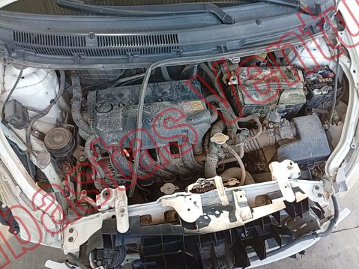 TOYOTA YARIS 2011, foto 10 de 19