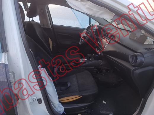 NISSAN VERSA 2024, foto 12 de 19