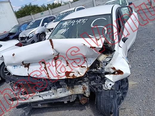 MAZDA MAZDA 3 2015, foto 2 de 19