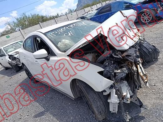 MAZDA MAZDA 3 2015, foto 3 de 19