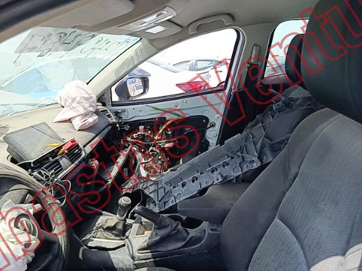 MAZDA MAZDA 3 2015, foto 17 de 19