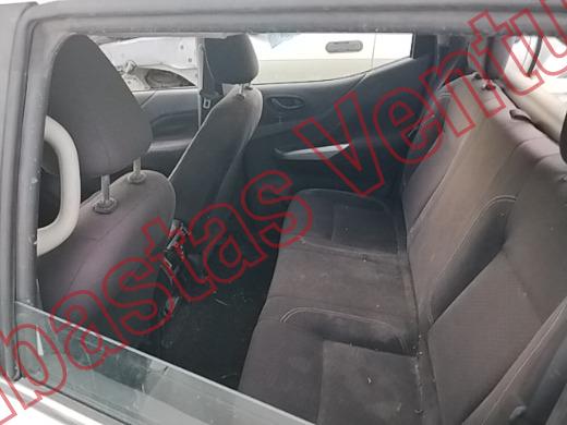 NISSAN NP300 2017, foto 16 de 19