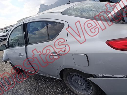 NISSAN VERSA 2018, foto 8 de 19