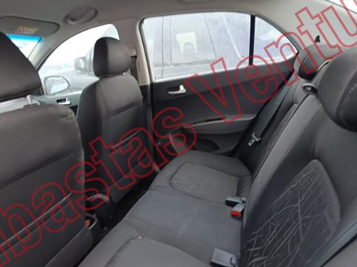 HYUNDAI GRAND I10 2017, foto 16 de 19
