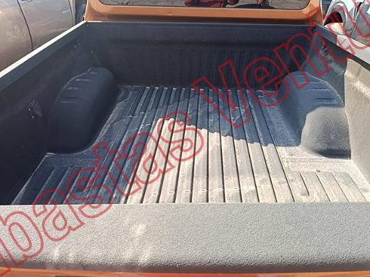 NISSAN NP 300 2018, foto 15 de 19