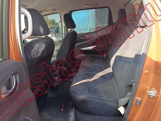 NISSAN NP 300 2018, foto 16 de 19