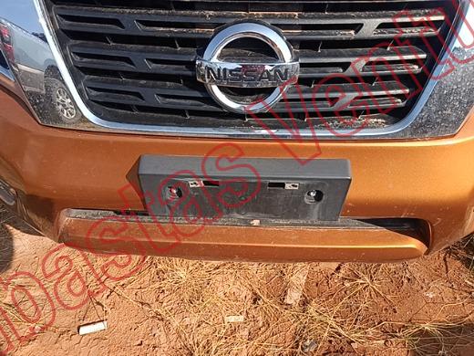 NISSAN NP 300 2018, foto 18 de 19
